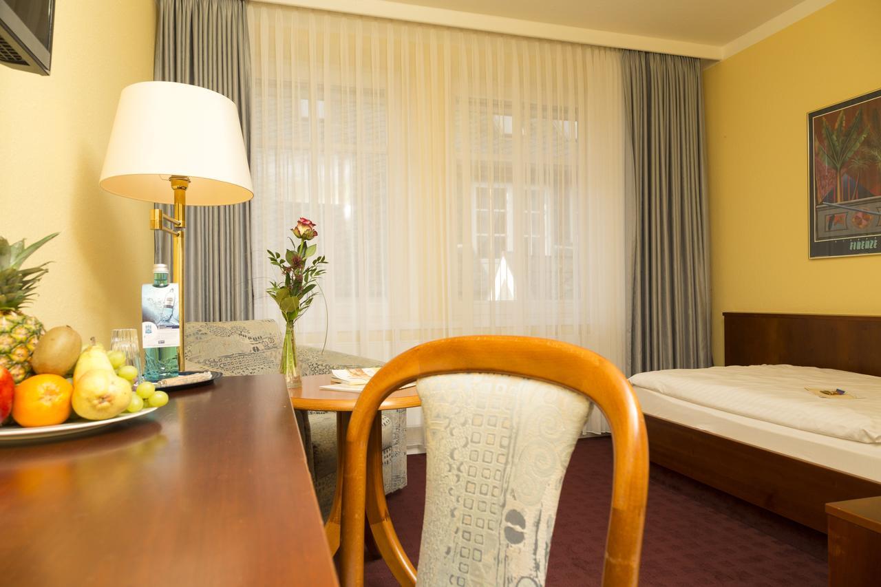 Ringhotel Residenz Витмунд Экстерьер фото