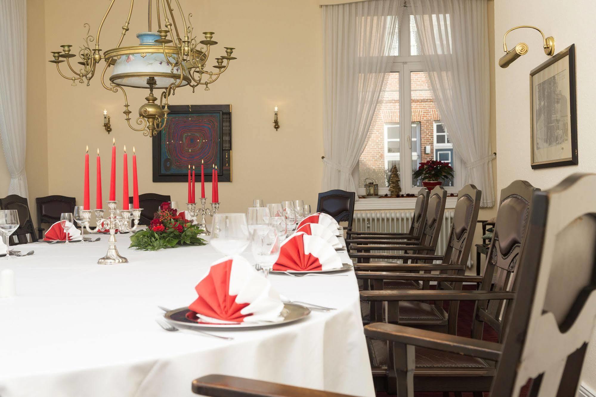 Ringhotel Residenz Витмунд Экстерьер фото