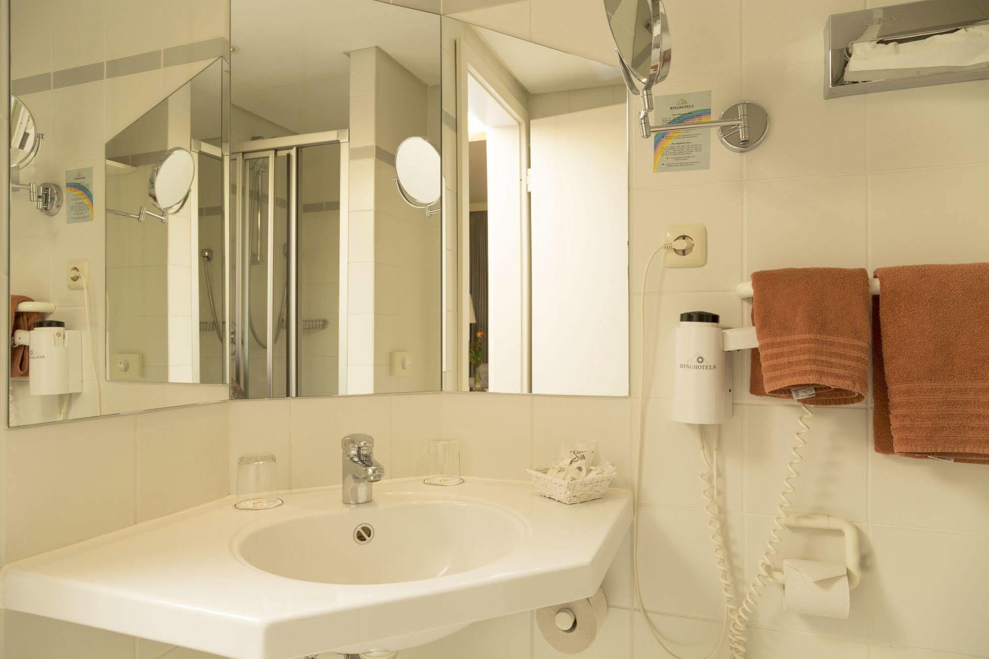 Ringhotel Residenz Витмунд Экстерьер фото